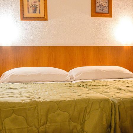 Hostal Gran Via Levante Torrevieja Zewnętrze zdjęcie
